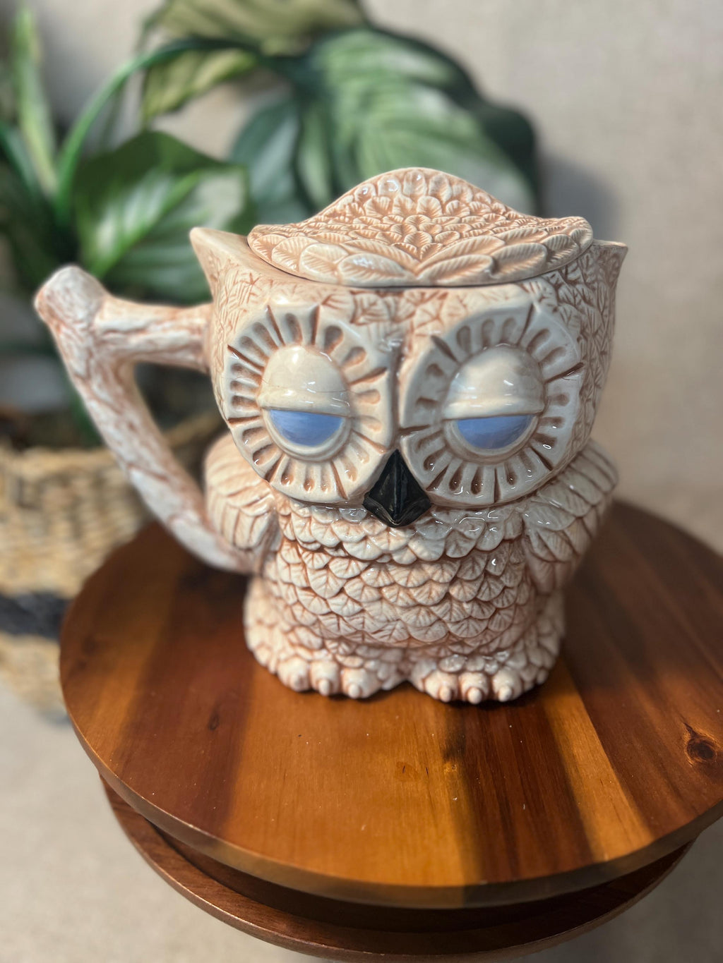 Vintage Sleepy Owl Ceramic Coffee Tea Two Sided Pitcher Retro 70s Wood Woodland