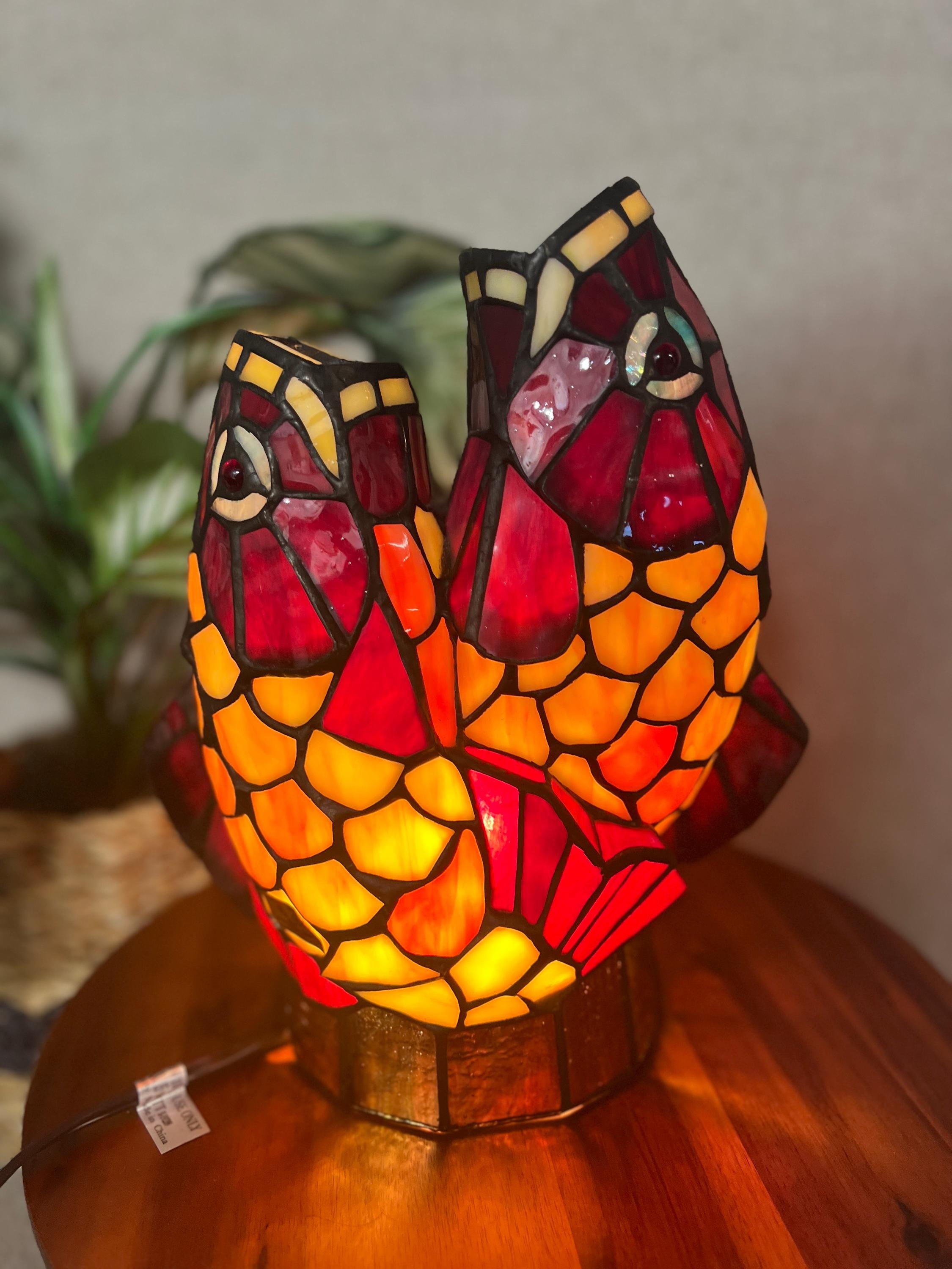 Vintage Tiffany Style Stained Glass Tropical Fishes Table Lamp With Bulb