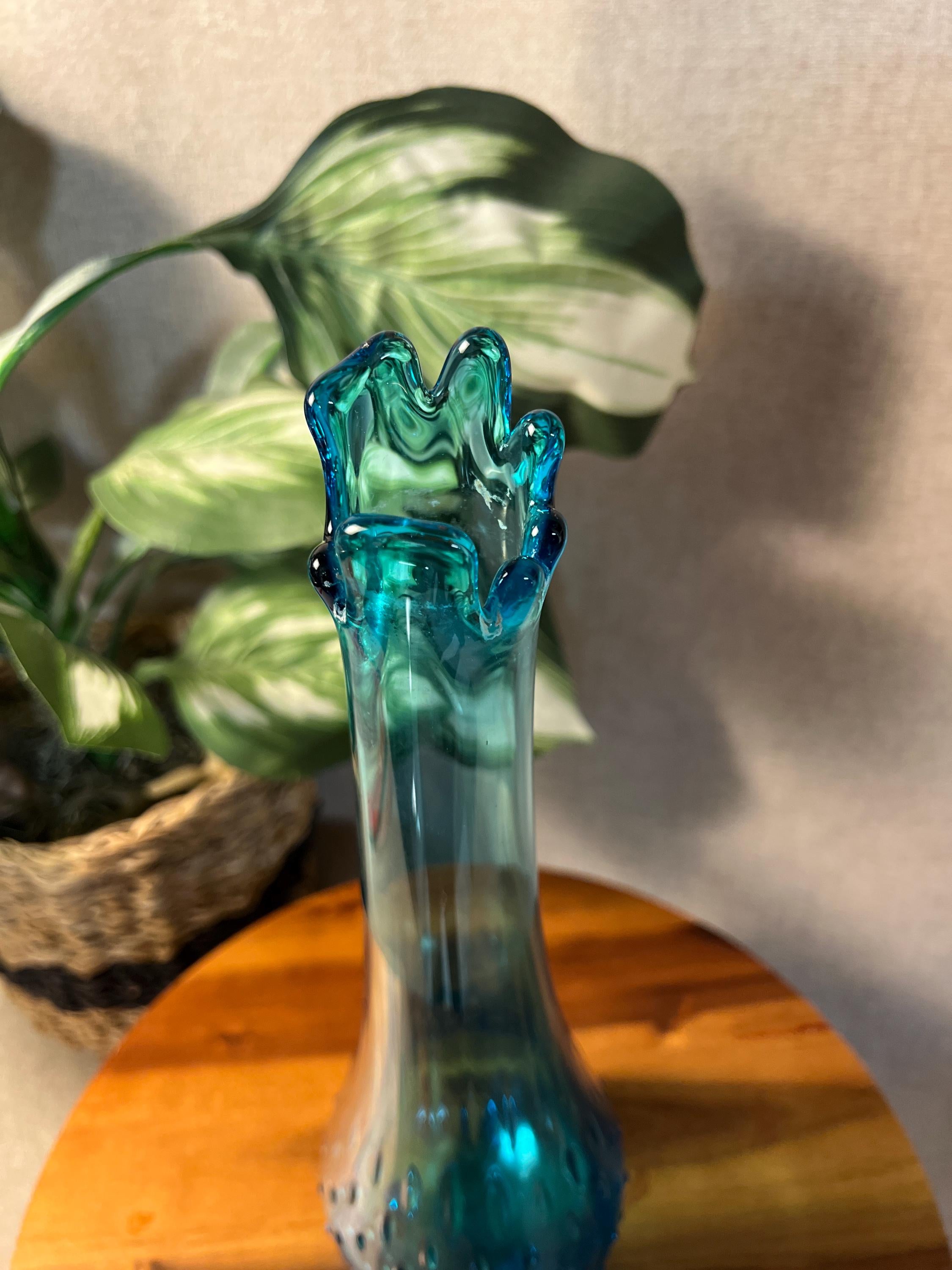 Vintage LE Smith Glass Hobnail Bud Vase Simplicity 3-Toed Peacock Blue 12