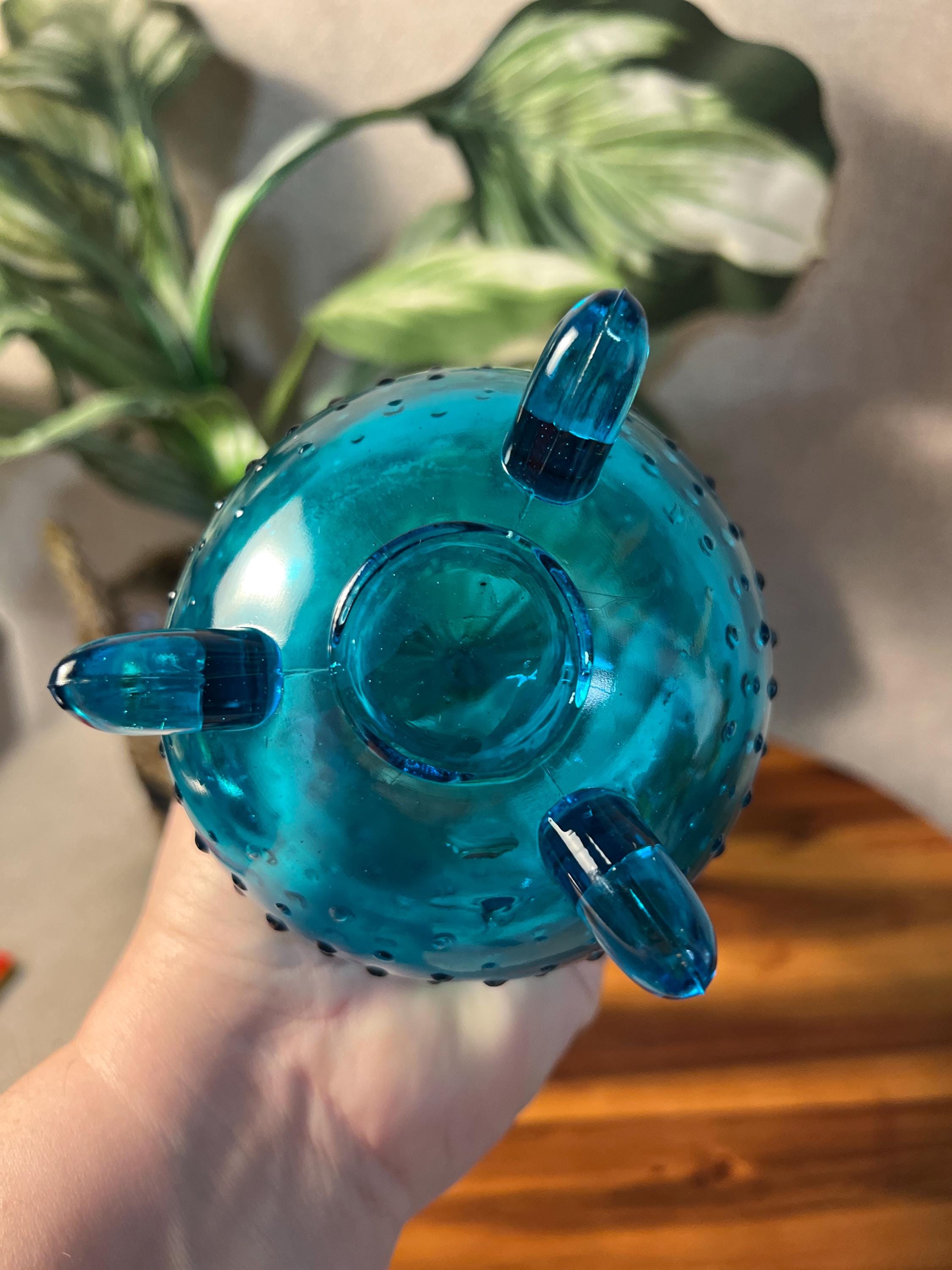 Vintage LE Smith Glass Hobnail Bud Vase Simplicity 3-Toed Peacock Blue 12