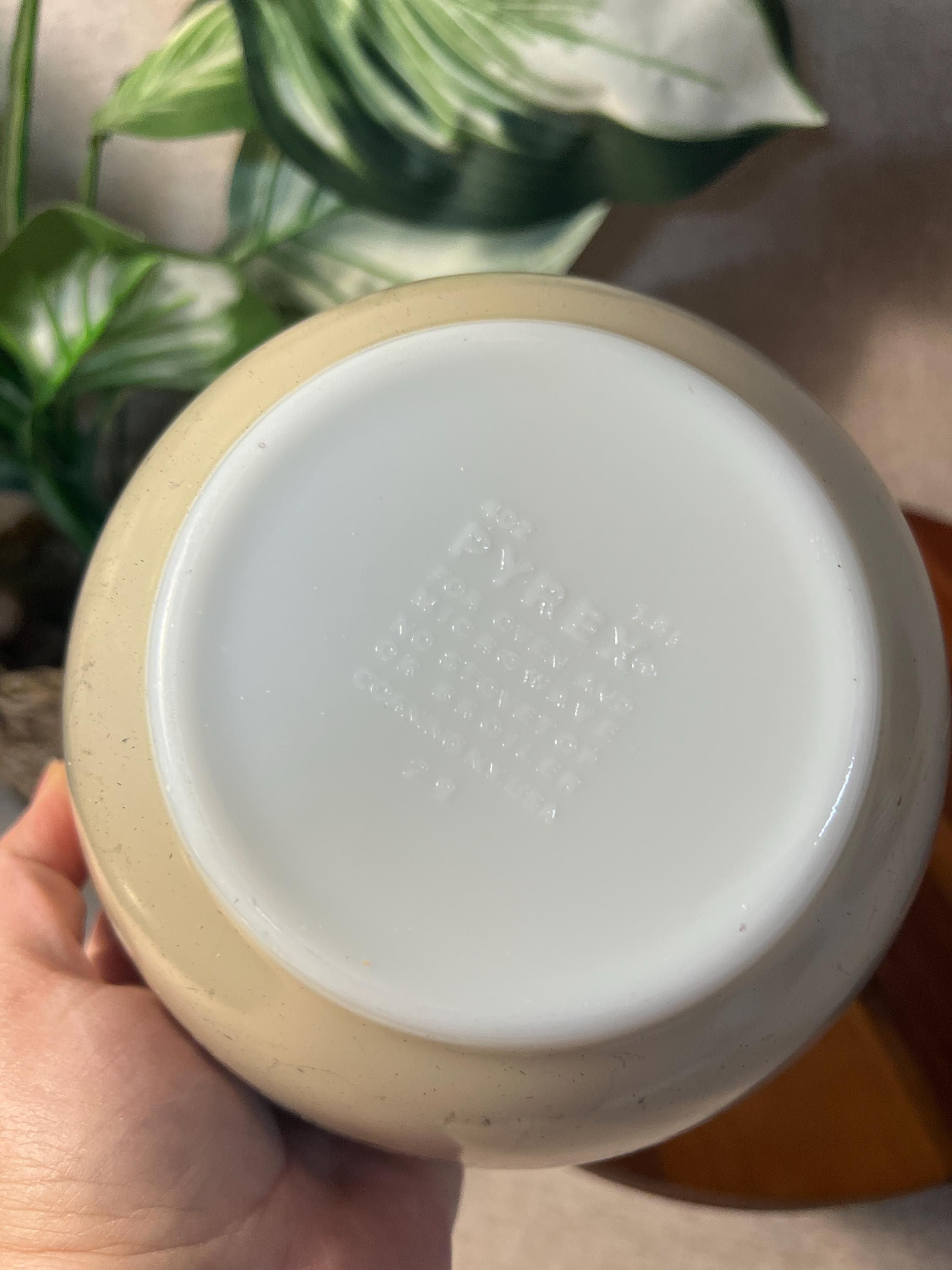 VTG Pyrex Foraging Fancies Mushroom Nesting Mixing Bowl 402 1.5qt