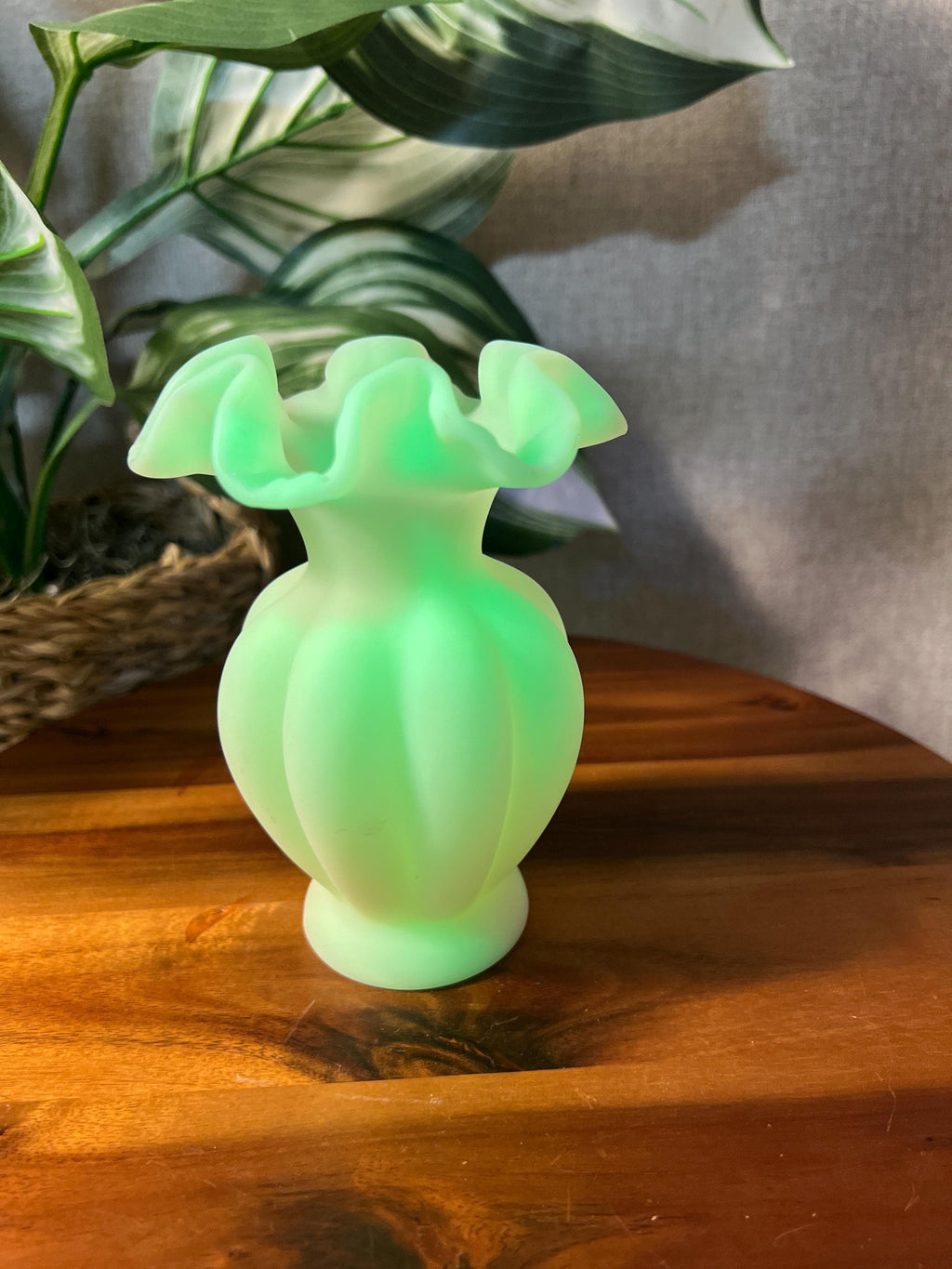 Fenton Vase Custard Satin Uranium Glass. Ruffled Edges Melon Style