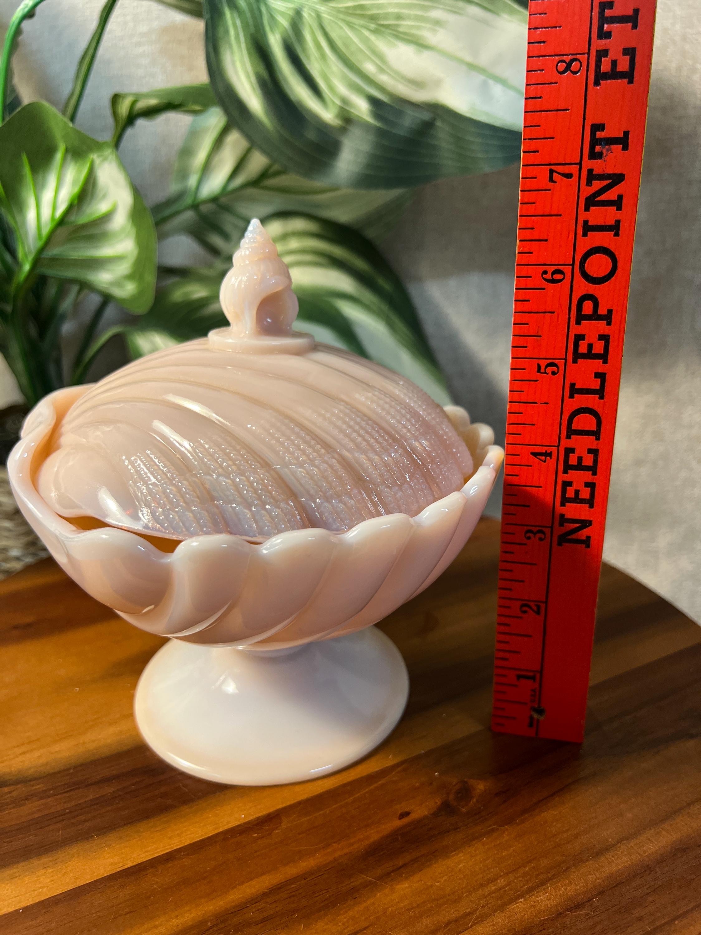 Vintage Pink CAMBRIDGE GLASS Seashell Crown Tuscan, Covered Candy Box