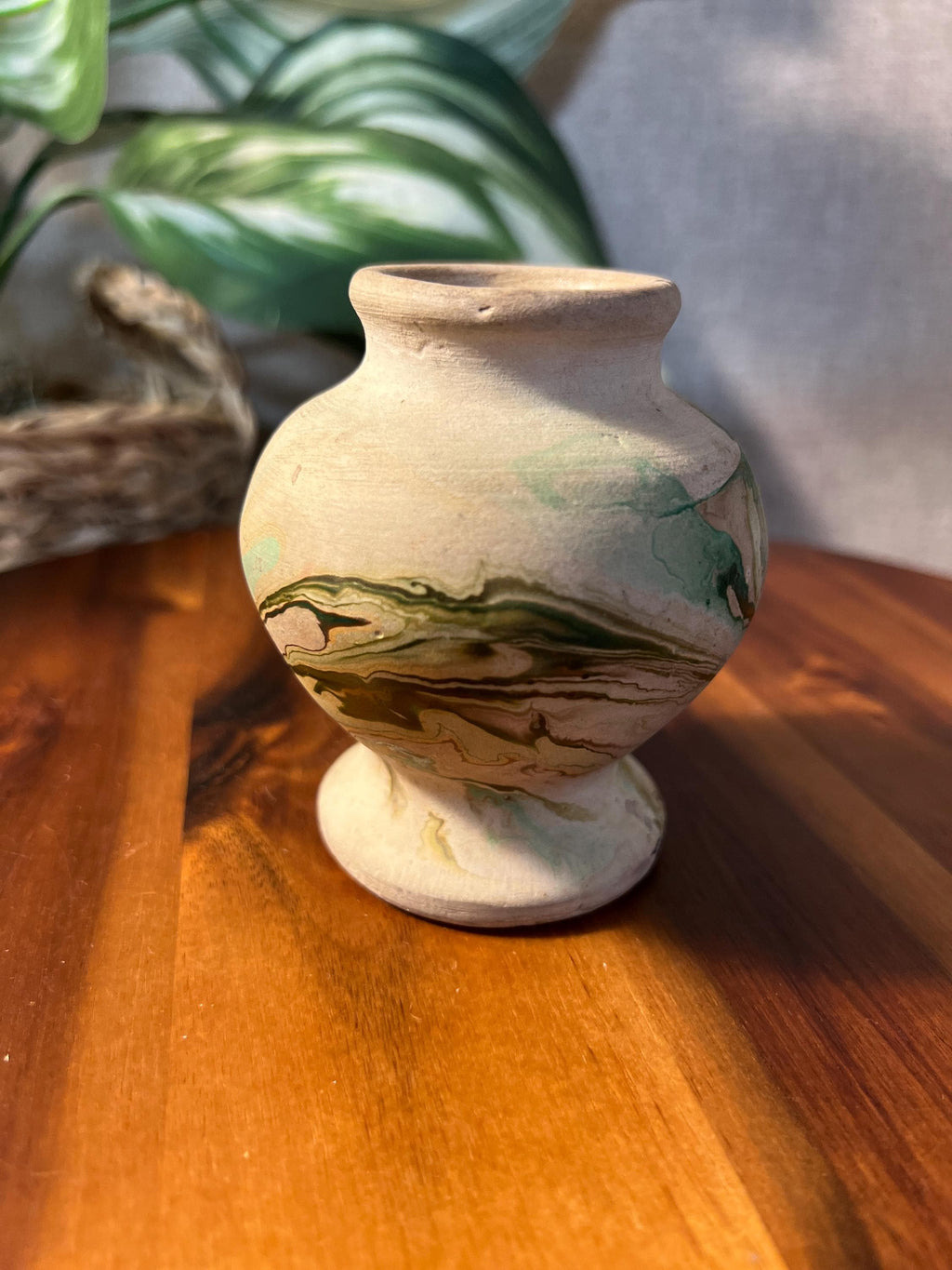 Vintage Handthrown Nemadji Small Vase Green yellow  Swirl