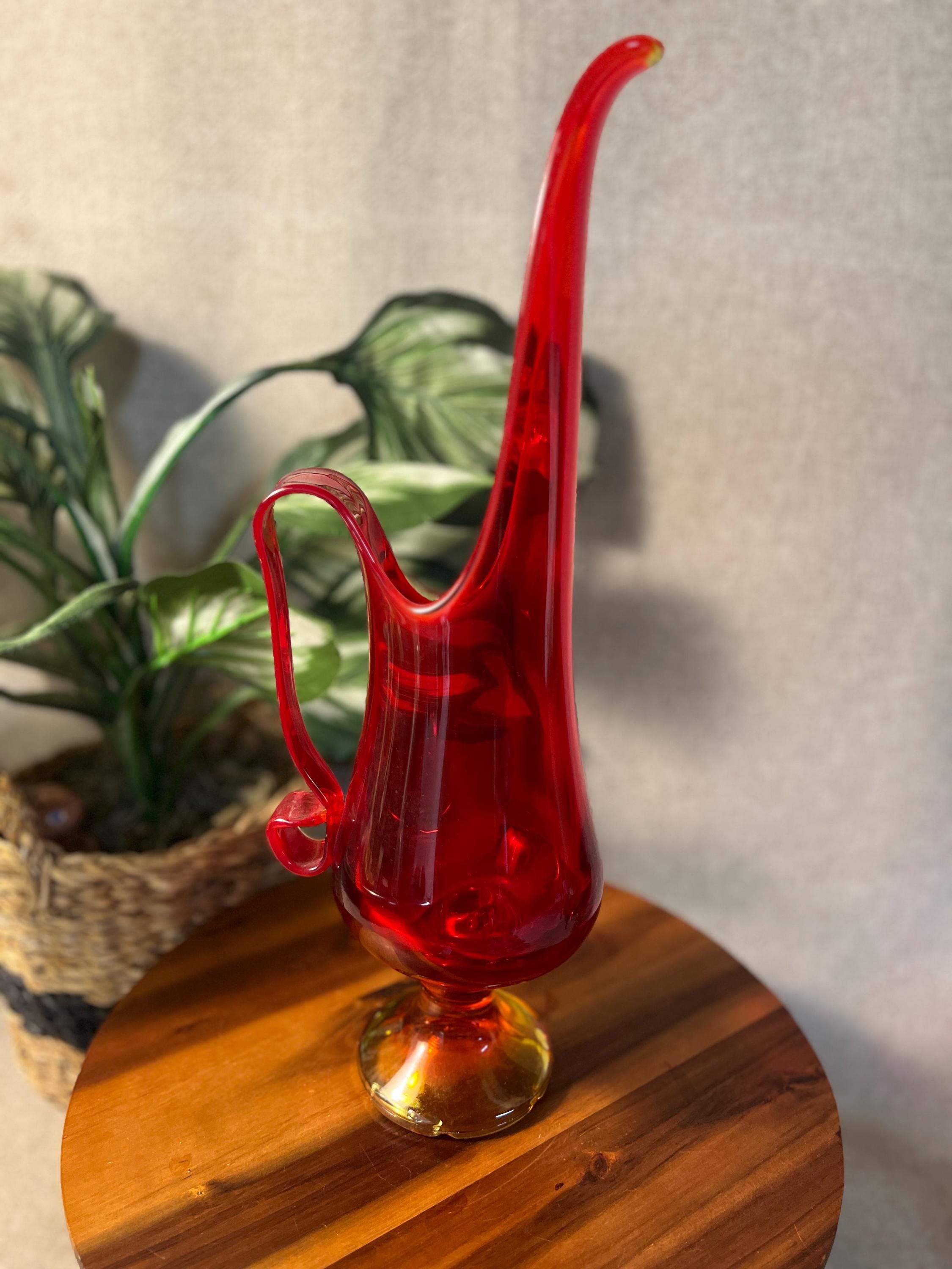 L.E. Smith Amberina Swung Glass Pitcher Vase — Footed Pedestal MCM