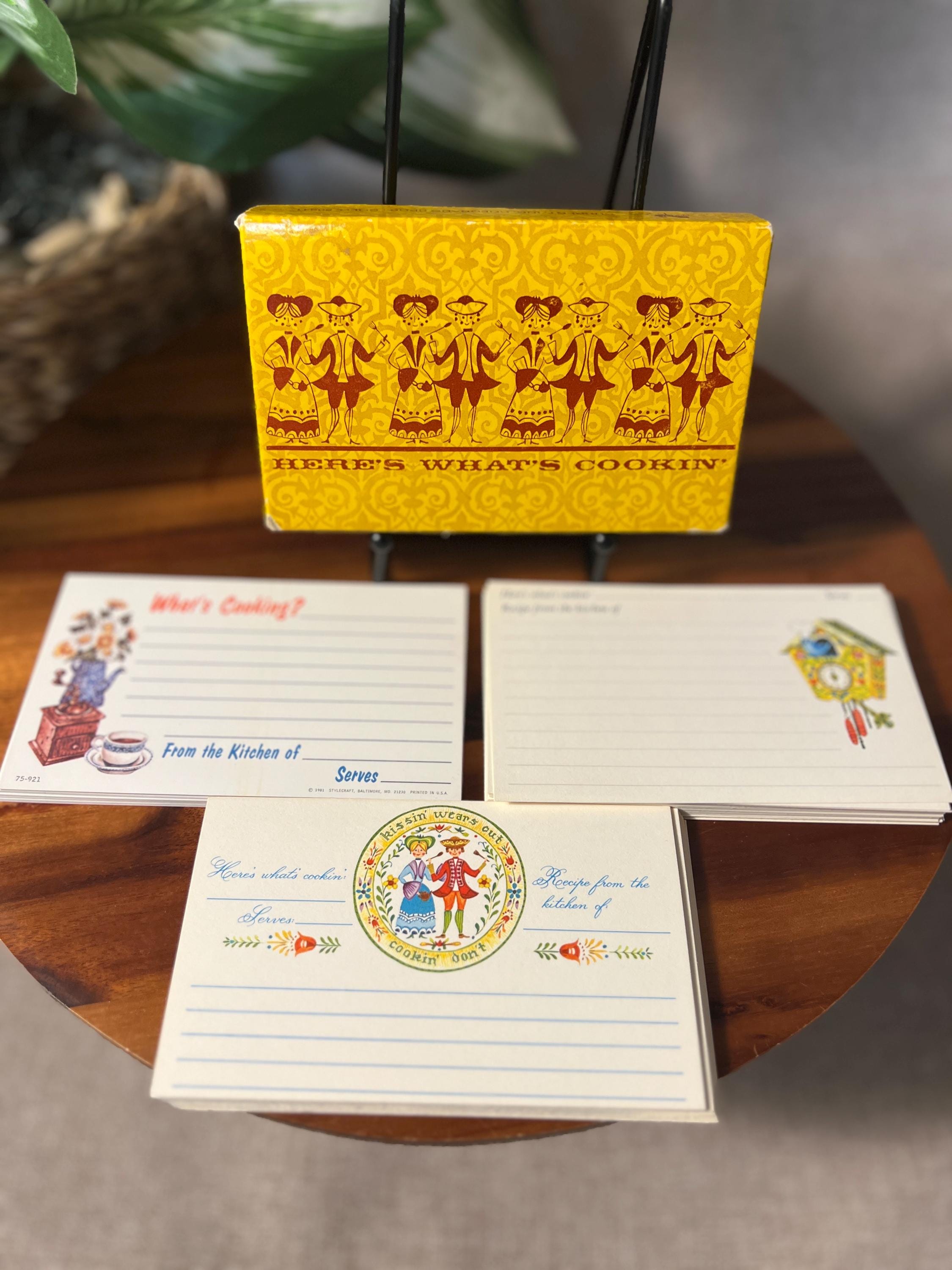 Vintage Box of Unused Recipe Cards Current Inc "Here's What's Cookin'"