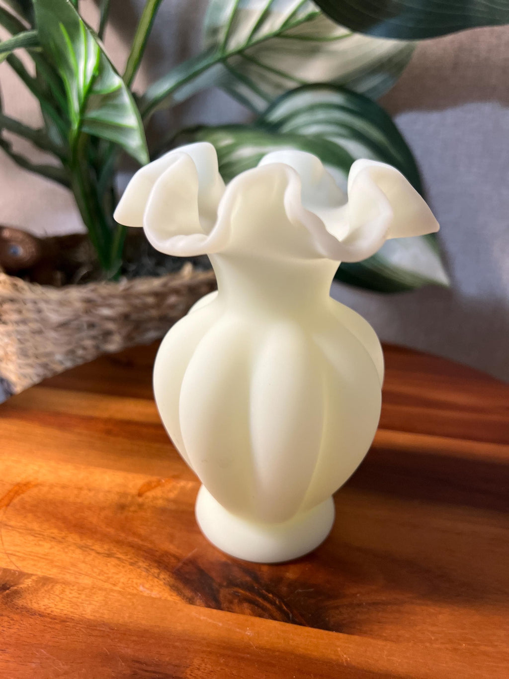 Fenton Vase Custard Satin Uranium Glass. Ruffled Edges Melon Style