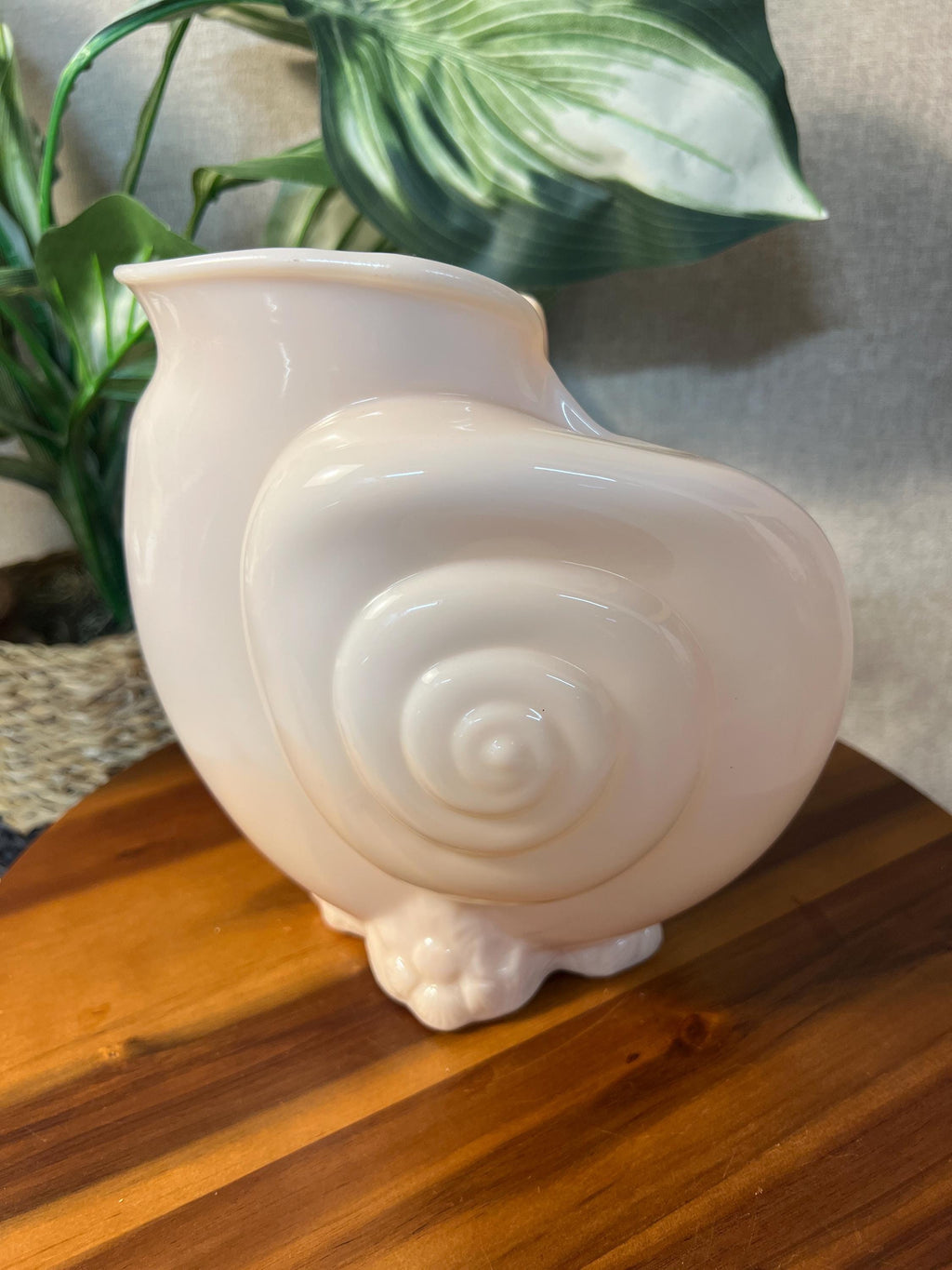 Vintage Crown Tuscan Pink Milk Glass Vase, Cambridge Glass Co, Nautilus Seashell